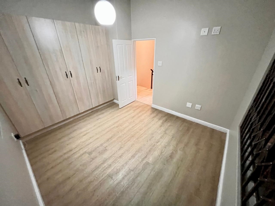 To Let 2 Bedroom Property for Rent in Berea Eastern Cape